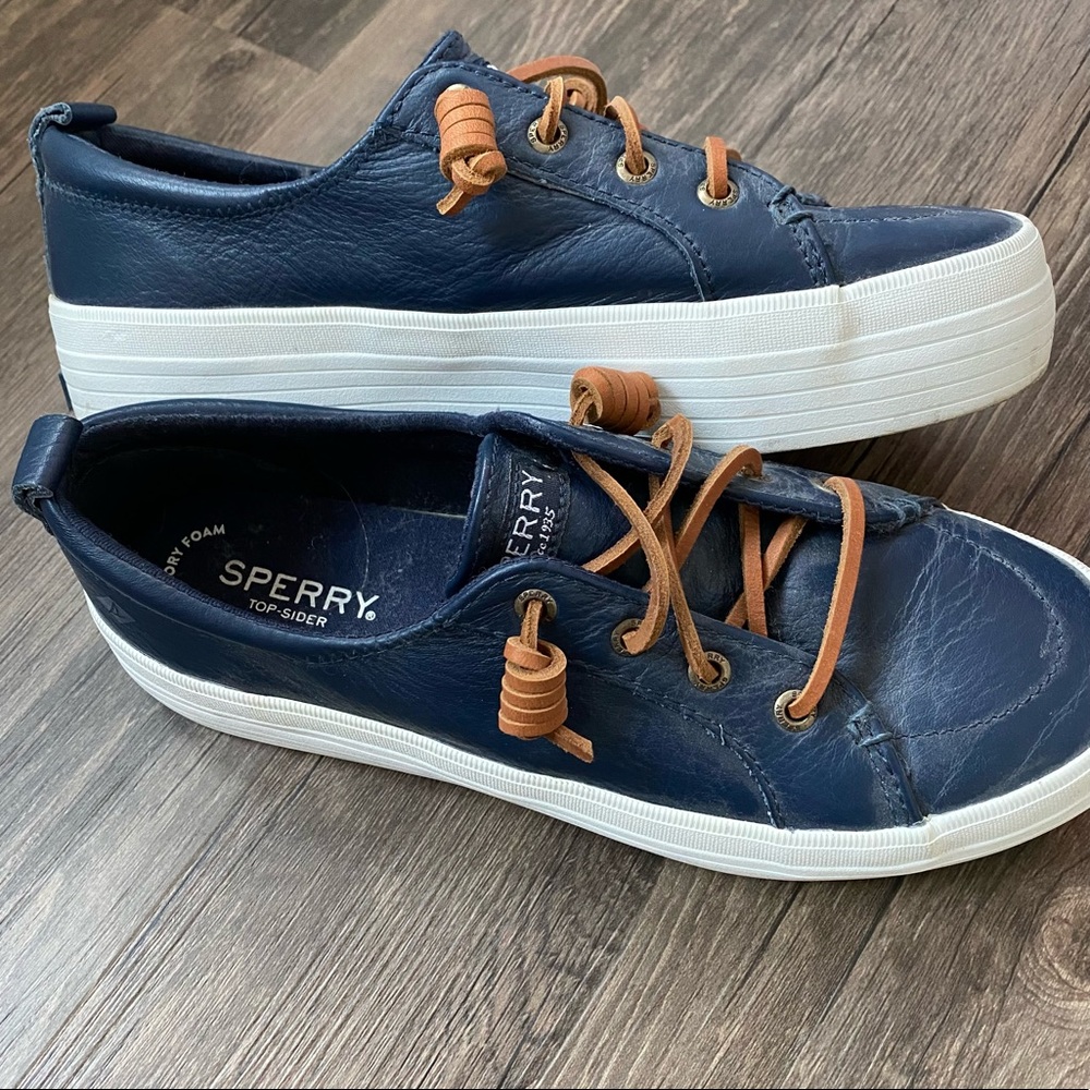 Sperry Platform Navy Leather Sneaker